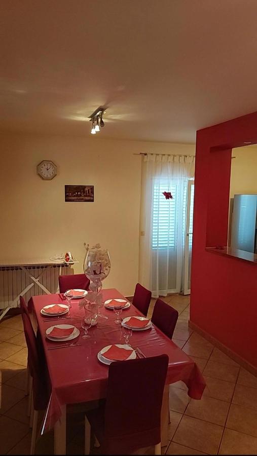 Apartmani Katarina Mundanije Eksteriør bilde